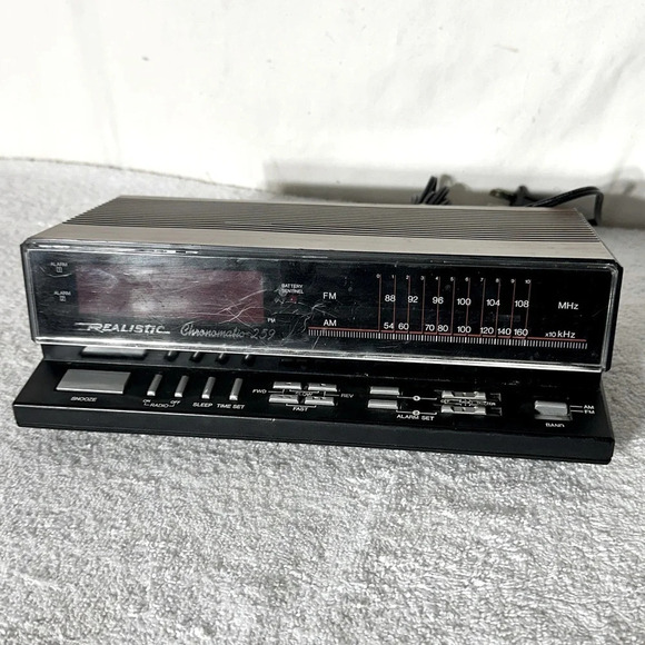 Vintage Realistic Chronomatic 259 Digital AM/FM  Alarm Clock Radio - Picture 3 of 14
